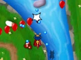 Play Bloons super monkey now !