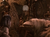 Play The dark crystal - fond the alphabet now !